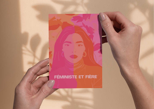 papier recyclé carte postale illustrée féministe et fière
